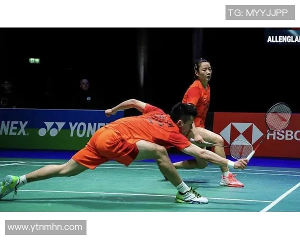 重庆羽毛球队盯防战术解析与热点关注探讨